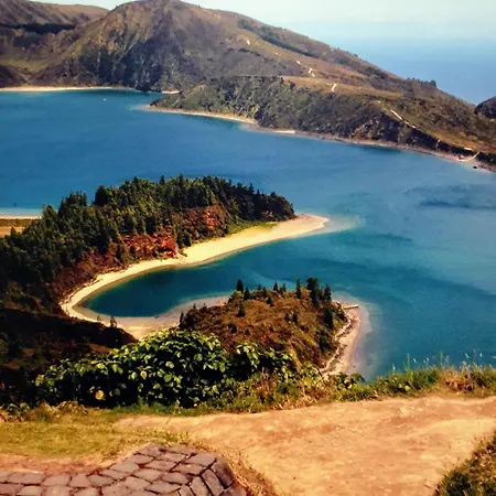T3 * Ponta Delgada (Sao Miguel)