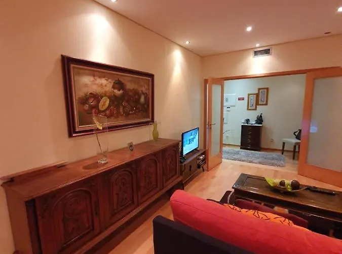 T3 * Ponta Delgada (Sao Miguel)